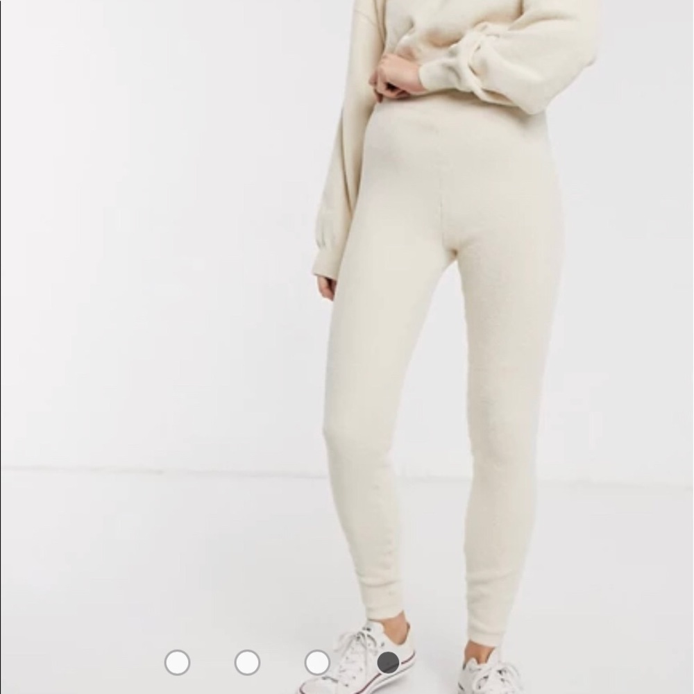 Cream knitted joggers